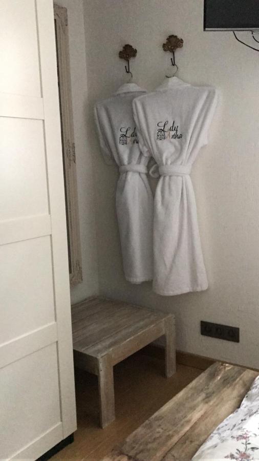 Guestsuite Lady Anna ブルージュ エクステリア 写真